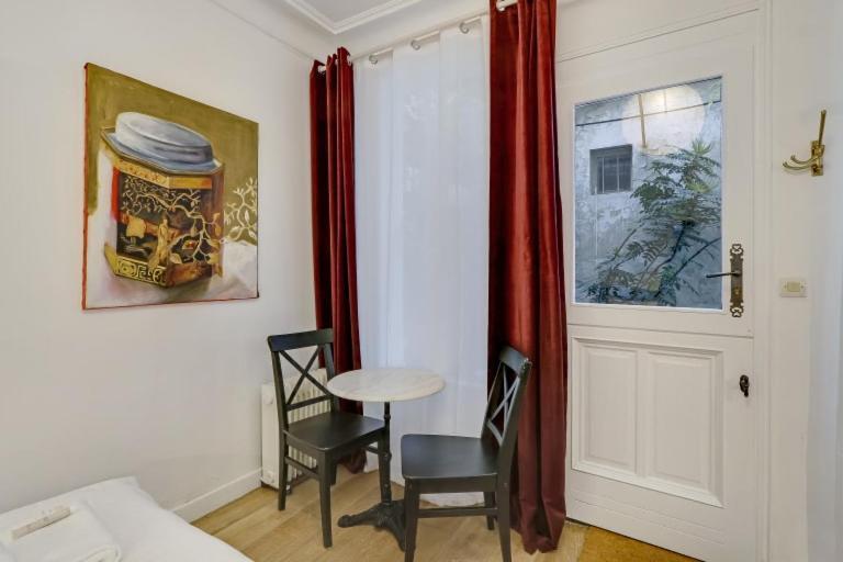 A Sweet Studio In Montparnasse - Boulevard Du Montparnasse Париж Экстерьер фото
