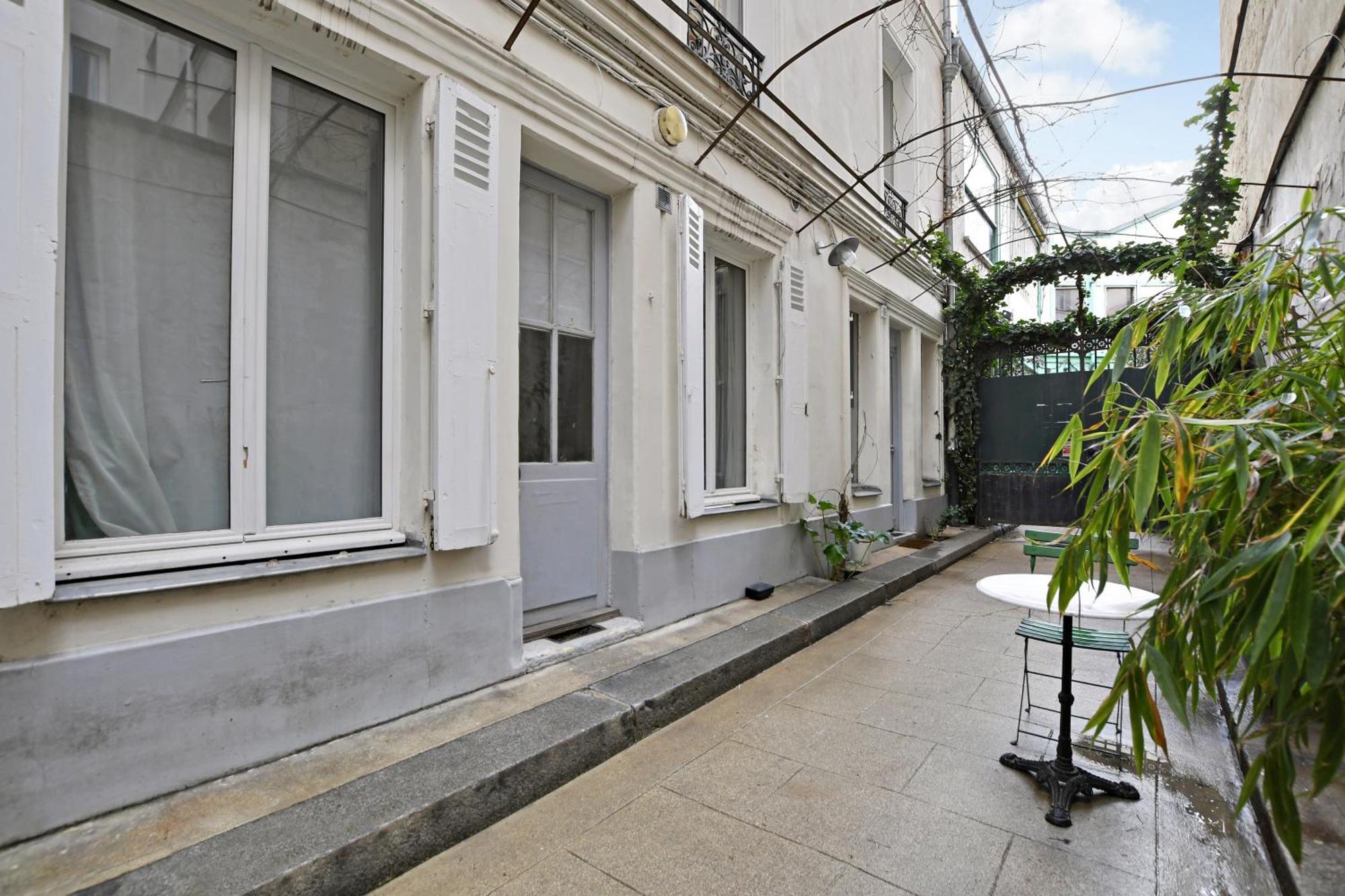 A Sweet Studio In Montparnasse - Boulevard Du Montparnasse Париж Экстерьер фото